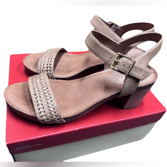 Nurture Daviee Sandals Size 8.5M Leather Block Heel – With Box - Picture 5 of 11